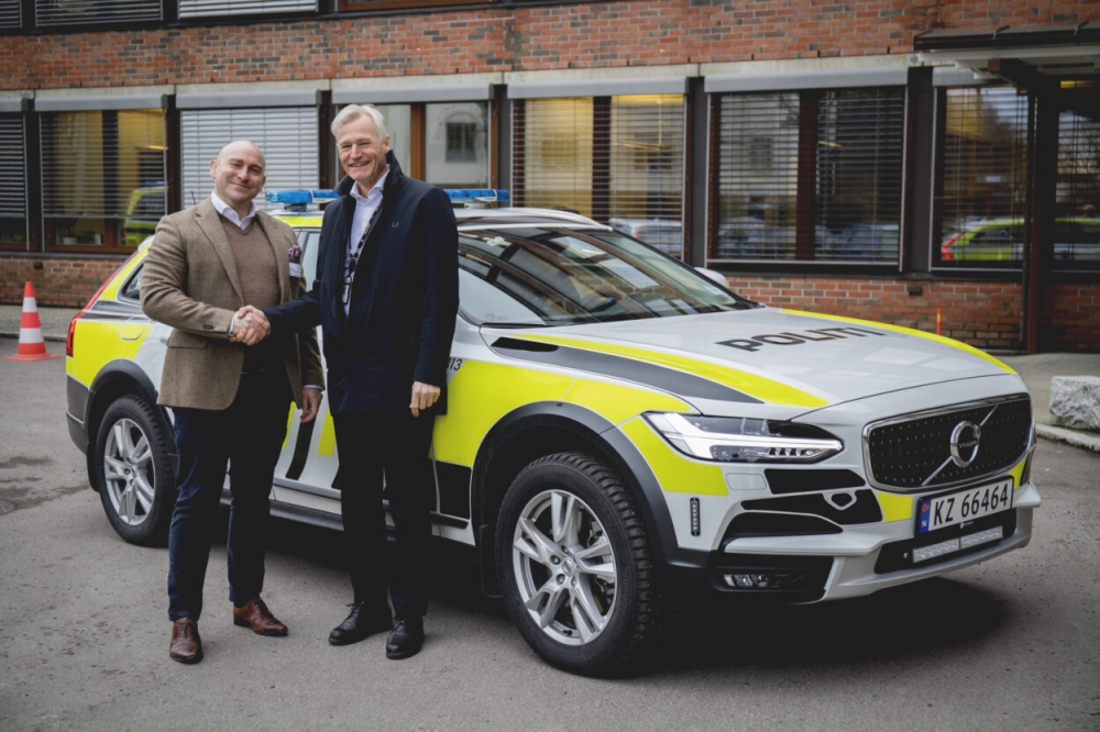 Norweska Policja będzie jeździła samochodami Volvo