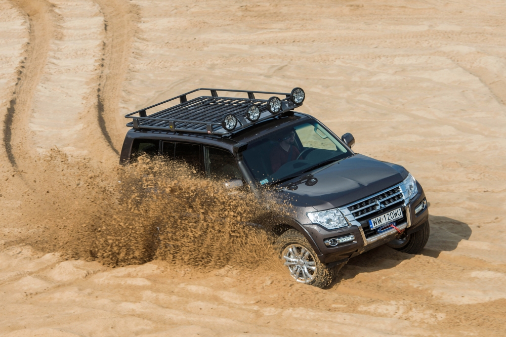 L200 i ekstremalne Pajero przedpremierowo w Poznaniu