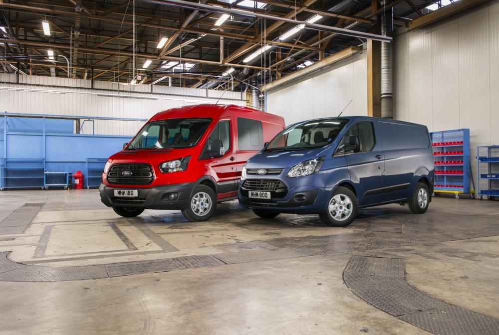 Fordy Transit i Transit Custom z nowym silnikiem Ford EcoBlue