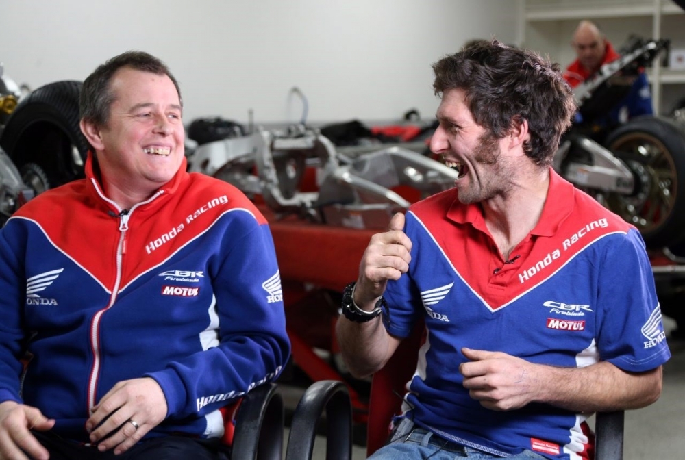 John McGuinness i Guy Martin w barwach zespołu marzeń Hondy