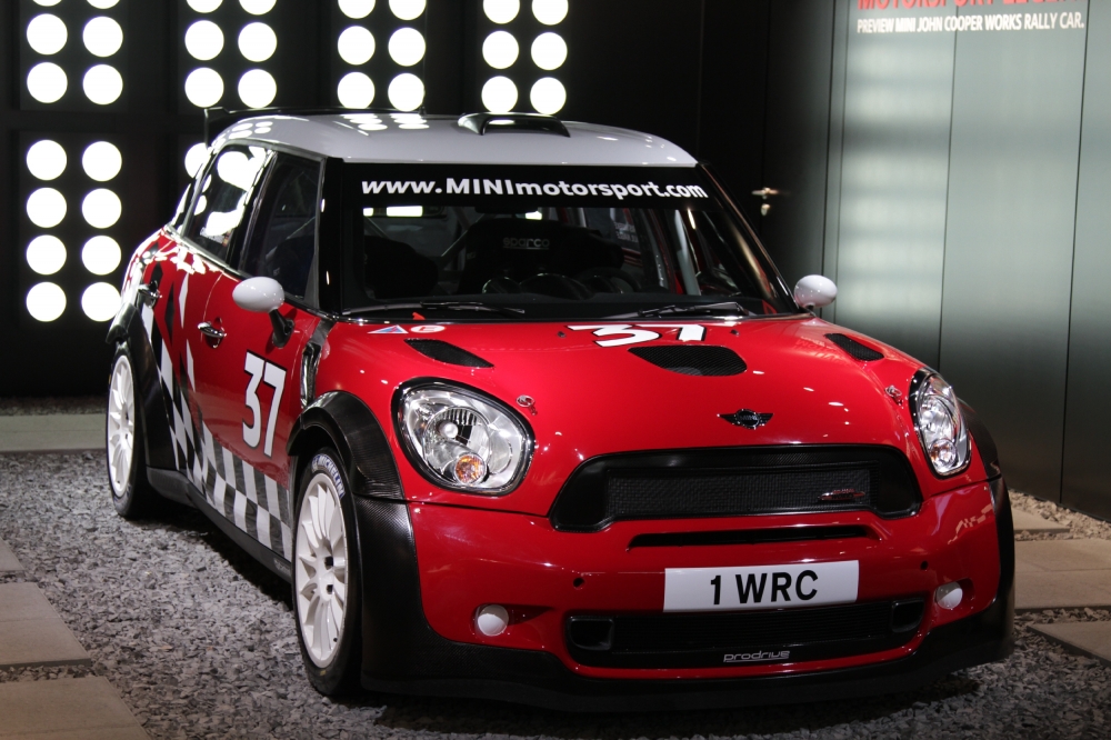 MINI Rocketman Concept debiutuje w Genewie