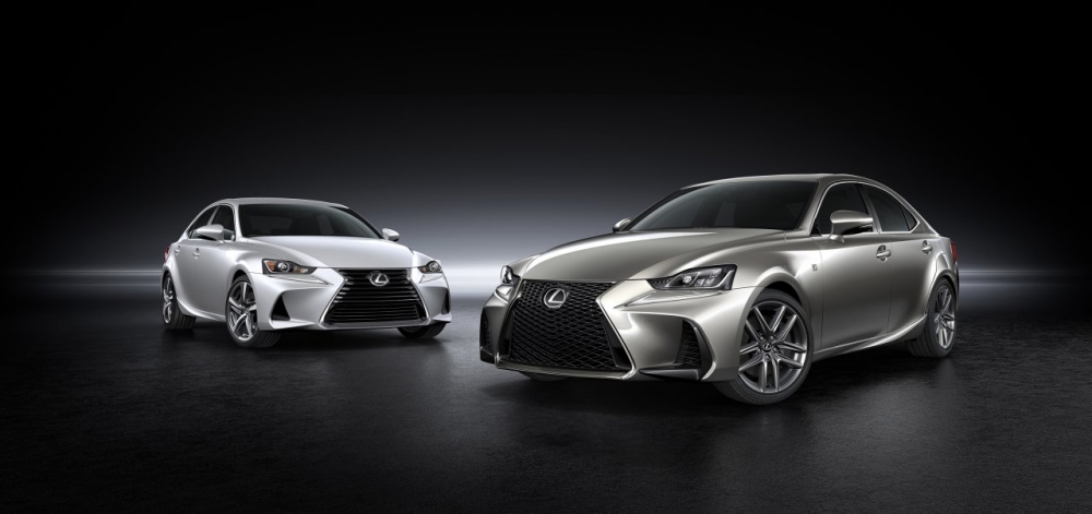 Lexus IS osiągnął milion