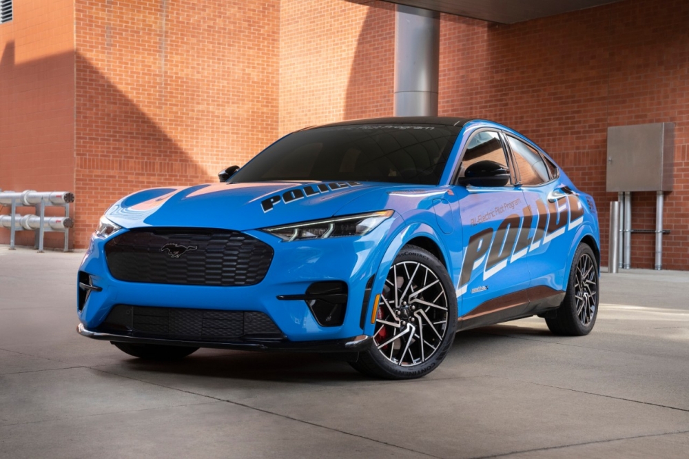 Wystarczająco twardy dla organów ścigania: Mustang Mach-E jest pierwszym w pełni elektrycznym pojazdem, który pomyślnie przeszedł testy policji stanowej Michigan