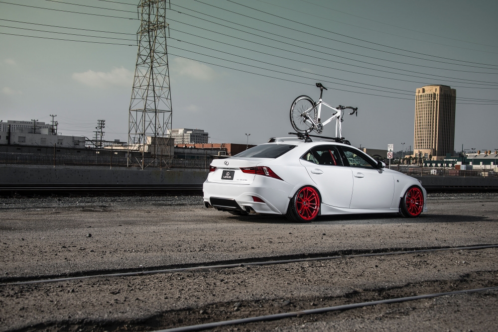 Lexus na targach SEMA 2013