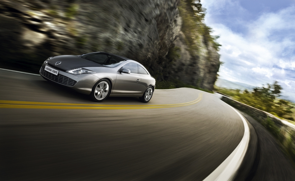 Francuski Aston Martin i jego nowa twarz