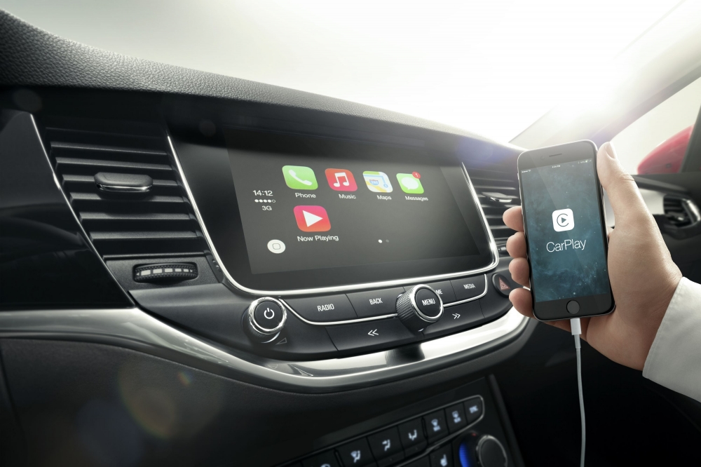Przyszłość klasy kompaktowej: nowy Opel Astra i system Opel OnStar