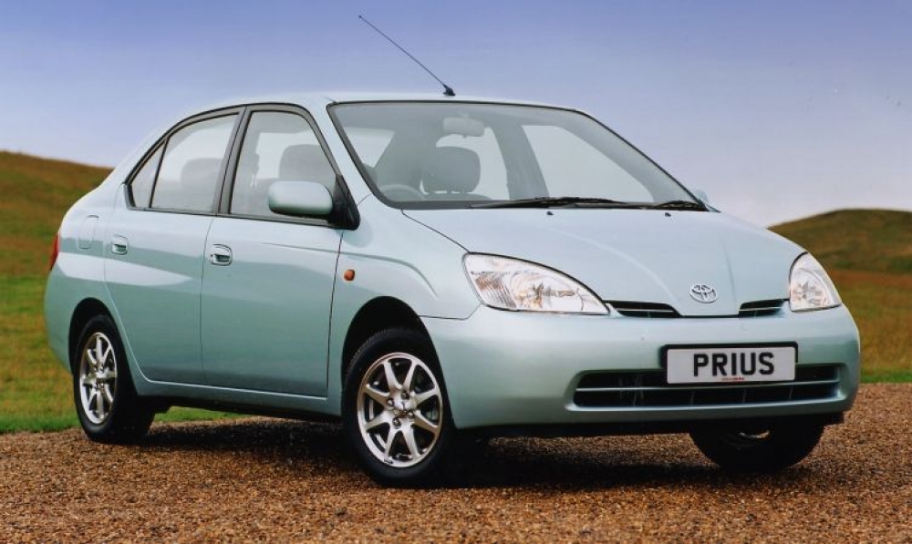 20 lat hybryd Toyoty