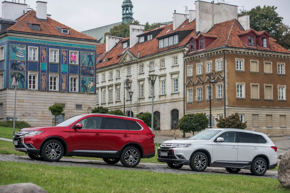 Nowy Outlander wyróżniony