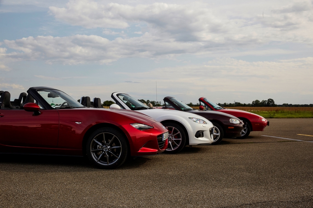 Mazda Motor Poland zaprasza na jubileuszowy zlot z okazji 30-lecia MX-5
