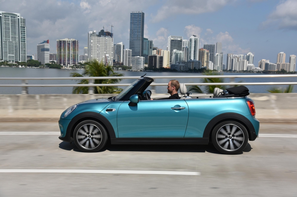 Premiera MINI Cabrio na Motor Show w Poznaniu