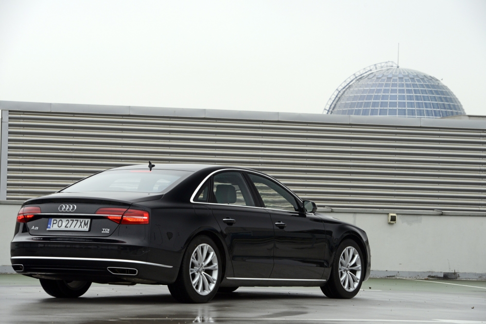 Audi A8 otrzymuje nagrodę Business Traveller Poland Award 2013