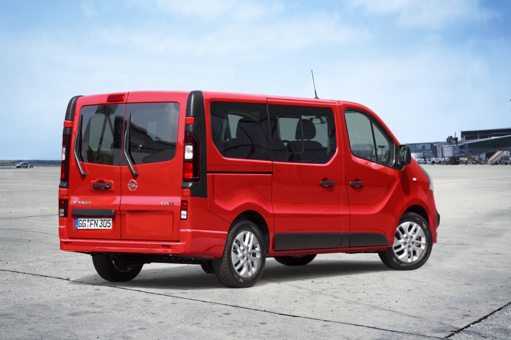Światowy debiut w Hanowerze: Opel Vivaro Kombi