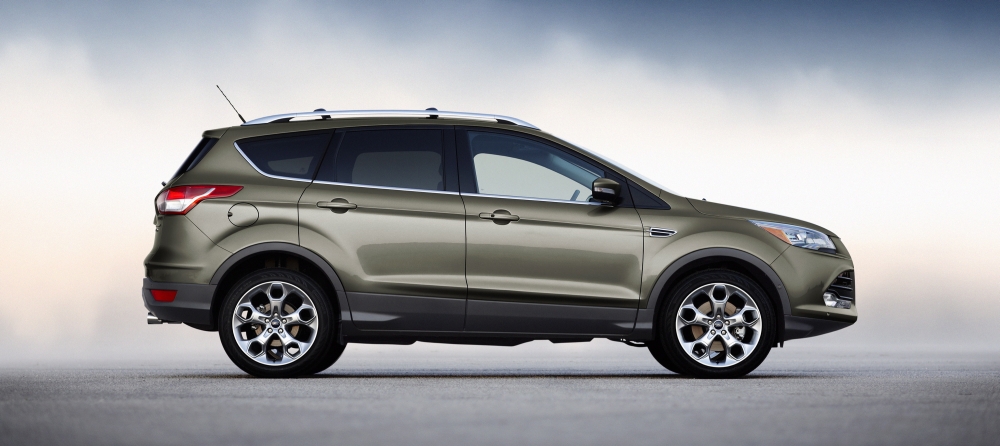 Ford Kuga - otwieranie bagażnika... nogą