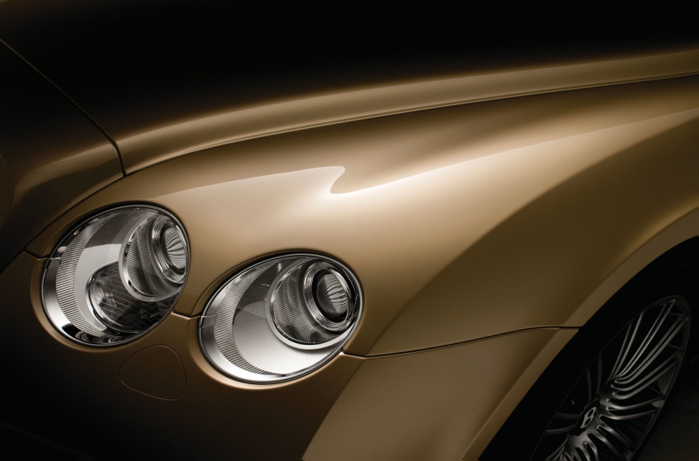 Bentley inwestuje w crossovery