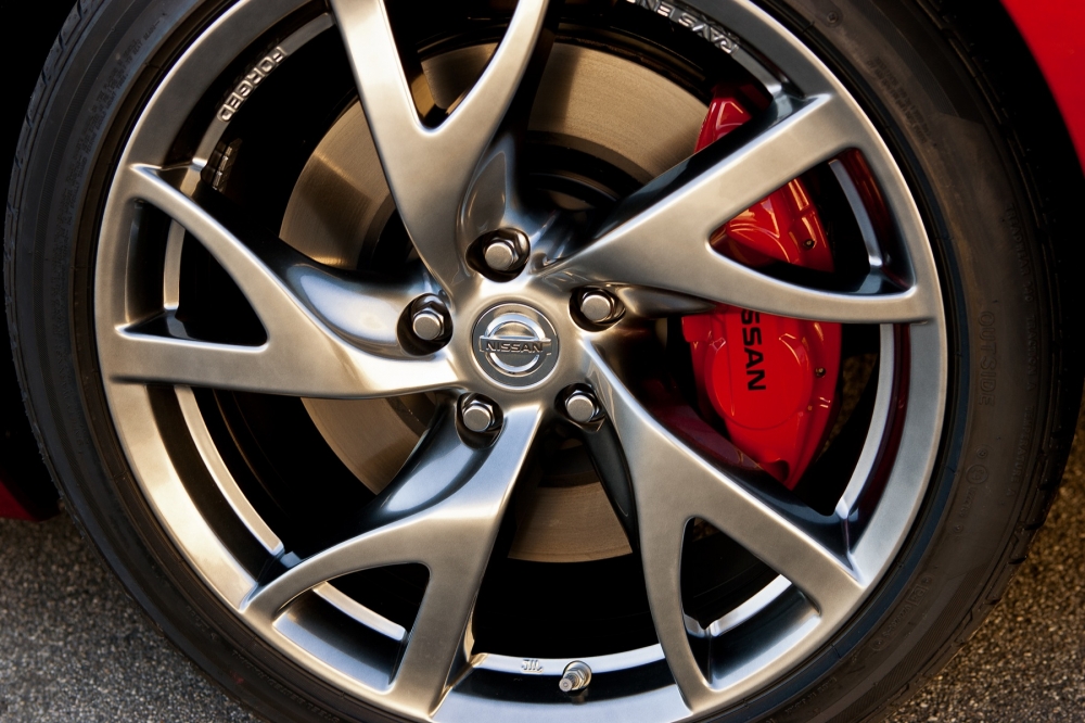 Nissan wprowadza nowe logo w sieci dealerów na terenie Europy