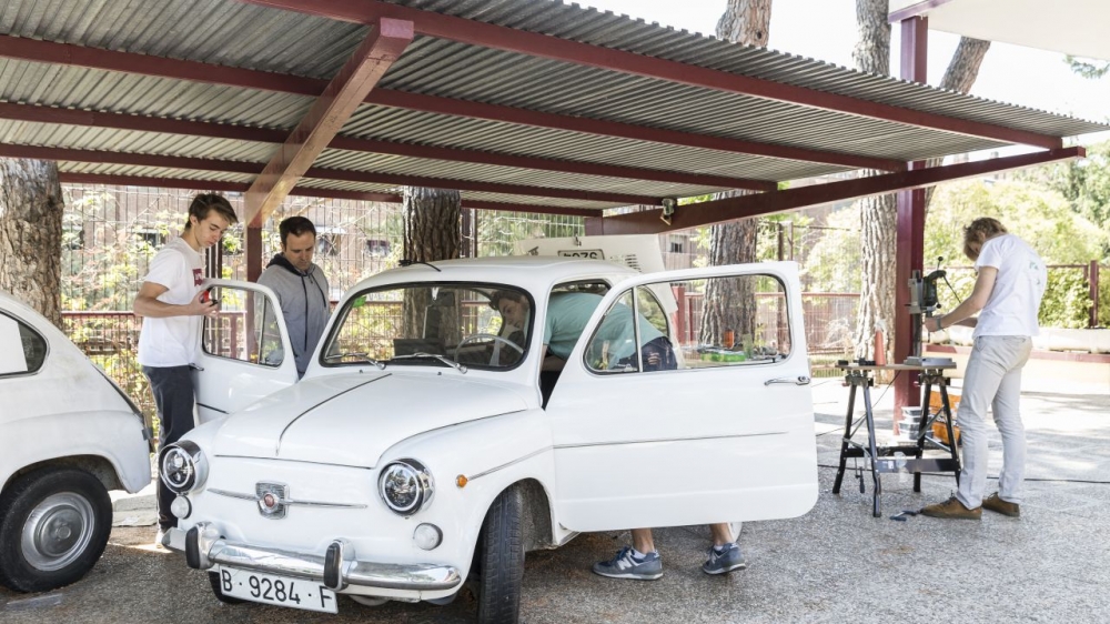 Temat lekcji: stworzyć elektrycznego SEAT-a 600