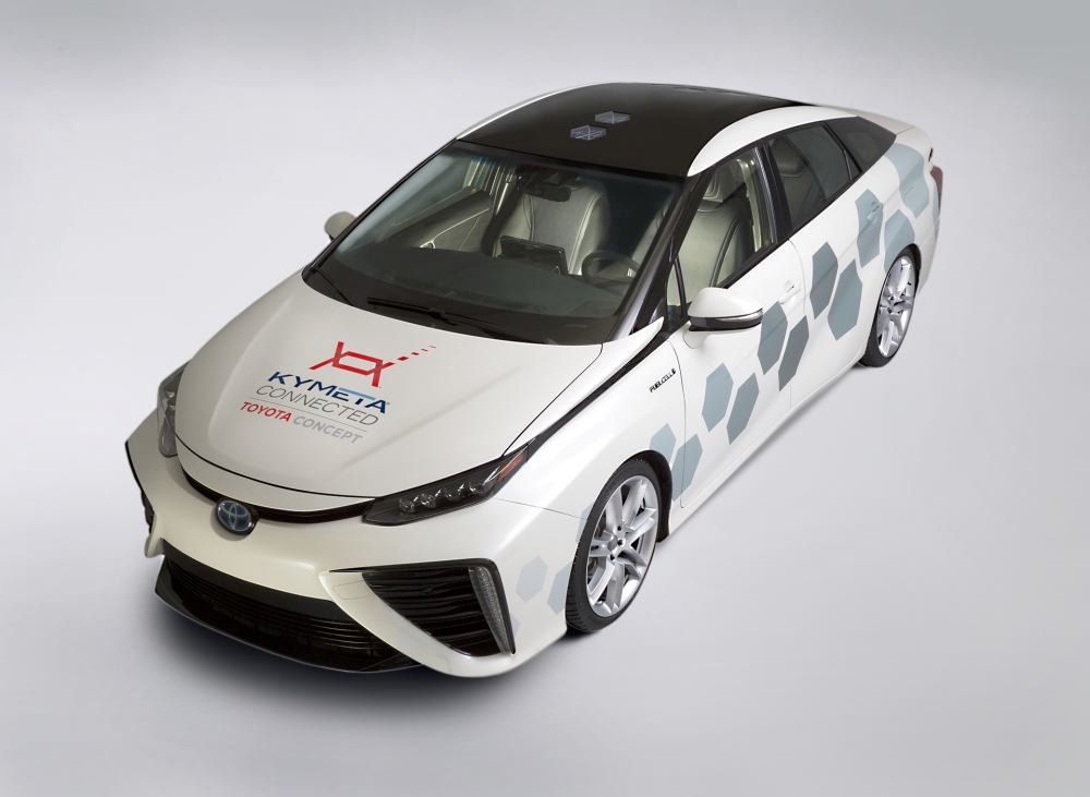 Toyota Mirai z funkcją łączności satelitarnej