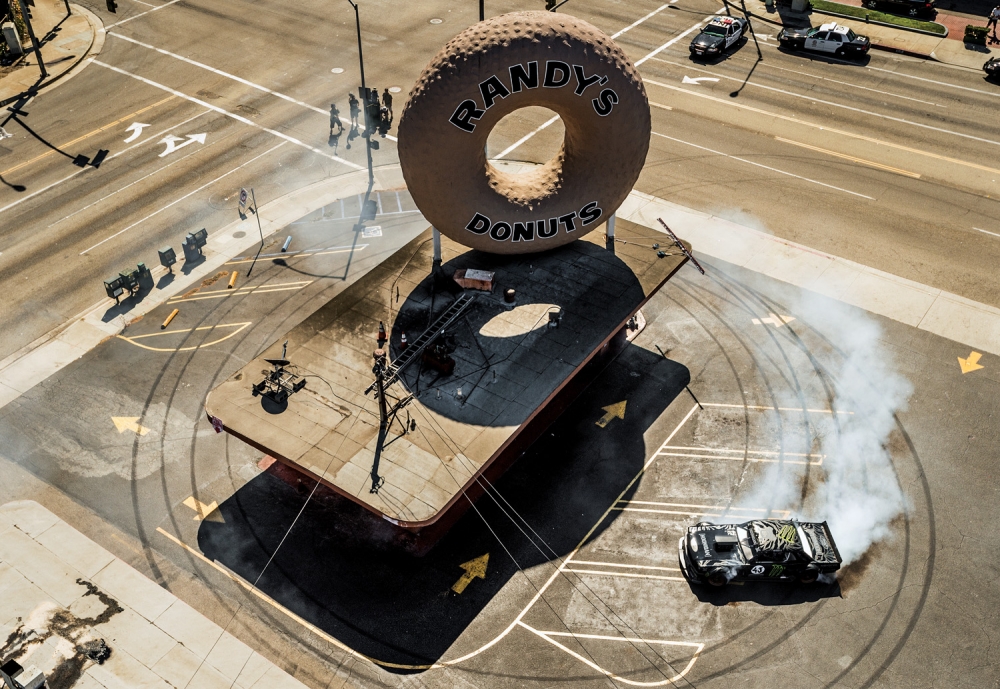 Gymkhana SEVEN, czyli Mustang