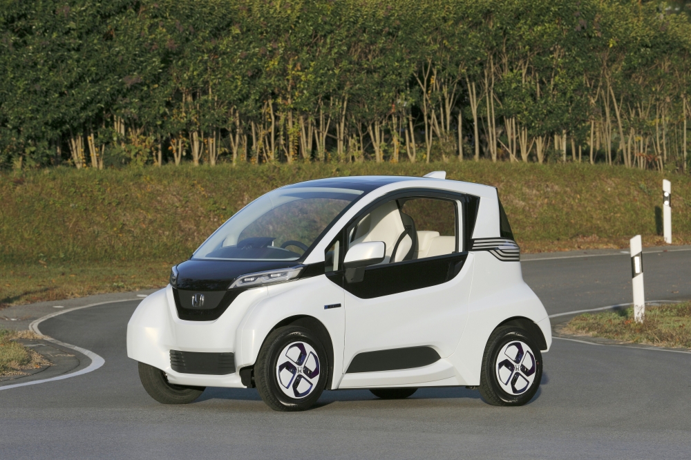 Micro Commuter Prototype - nowy pojazd elektryczny Hondy