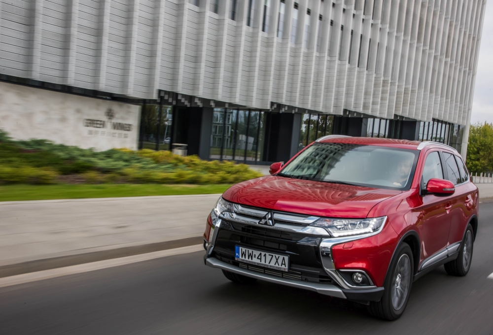 Mitsubishi Outlander PHEV z nagrodą Green Award