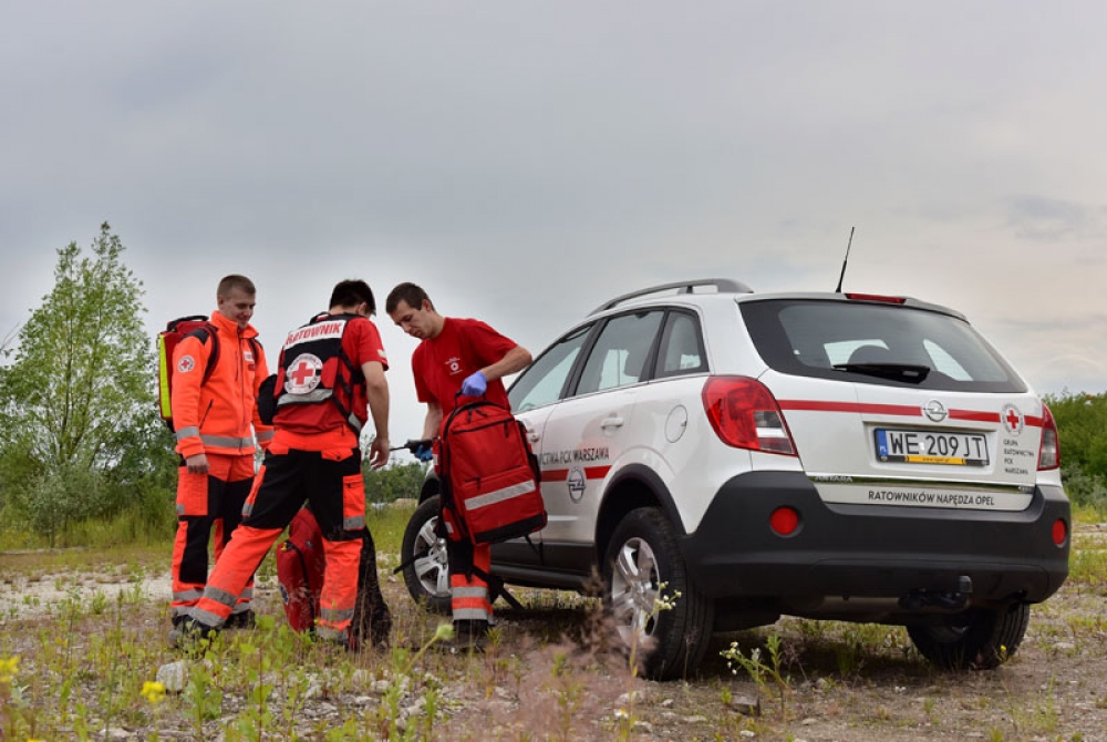Opel Antara w służbie Polskiego Czerwonego Krzyża