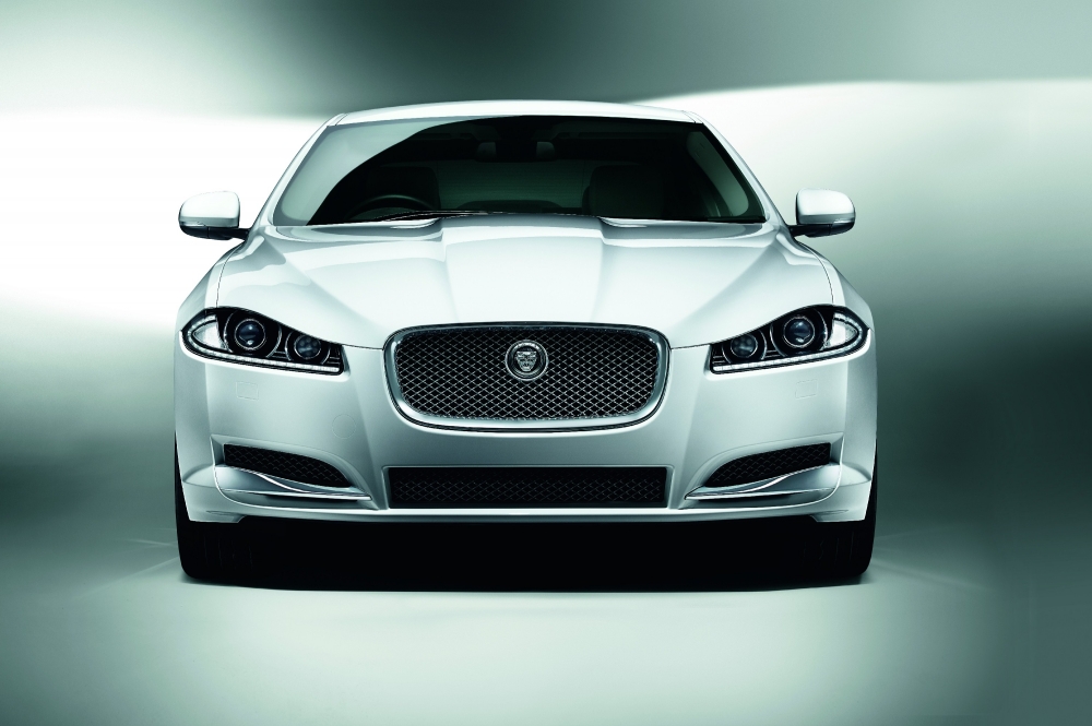 Jaguar XF 2014 - zmiany pod maską