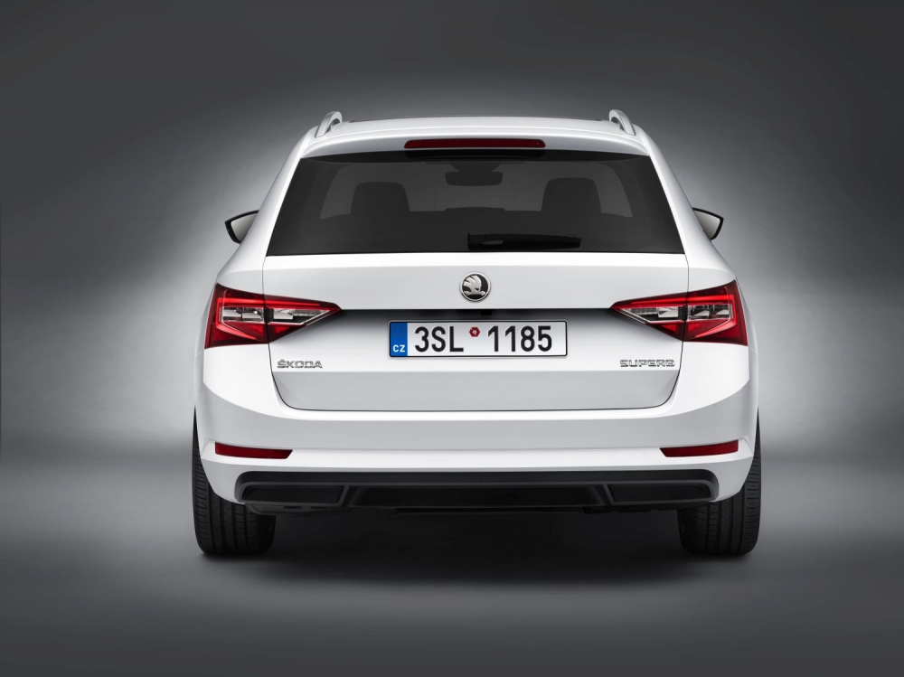Skoda Superb Combi oficjalnie