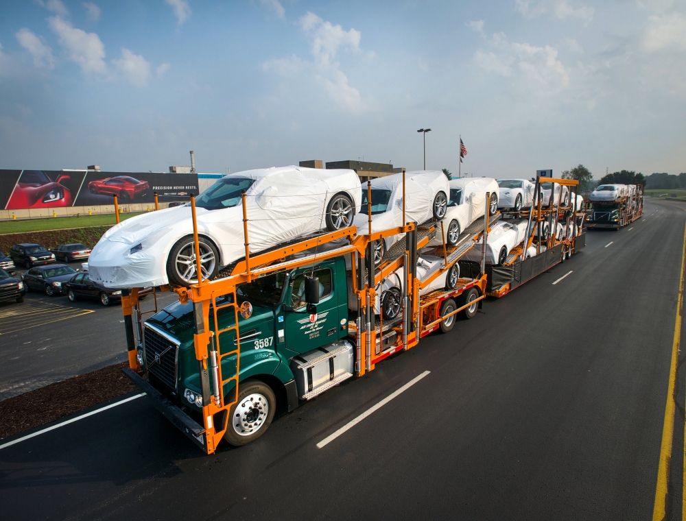 Chevrolet rozpoczyna dostawy Corvette Stingray 2014
