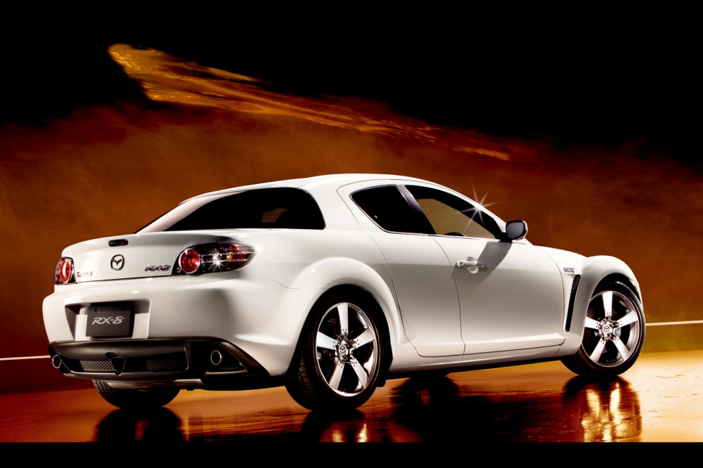 Następca Mazdy RX-8 bez silnika Wankla?