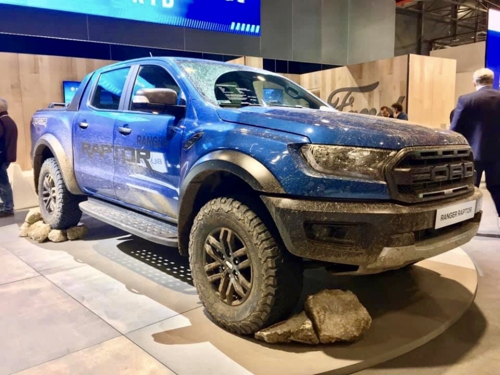 Trzy premiery i dwa wyróżnienia dla marki Ford
