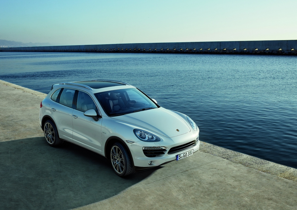 Porsche pracuje nad kolejnym SUV-em
