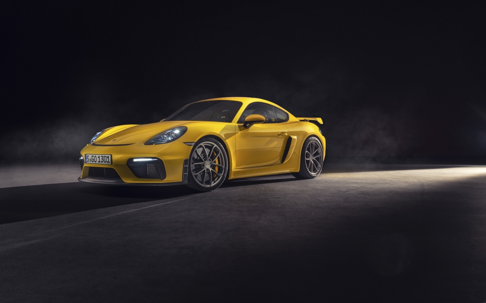Nowe Porsche 718 Spyder i 718 Cayman GT4: teraz z czterolitrowym bokserem