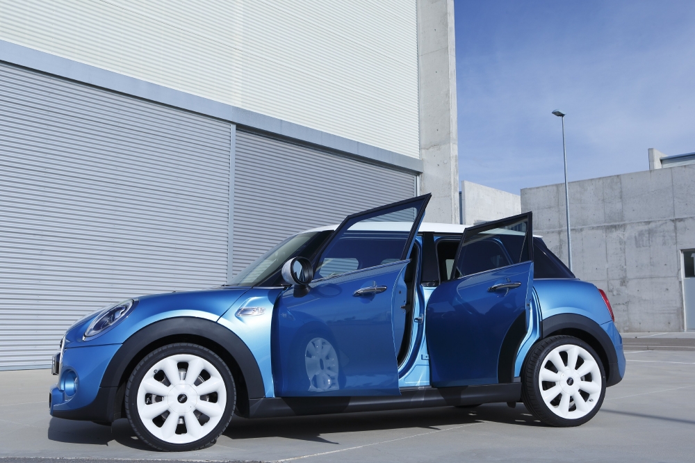 Nowe MINI w wersji 5-drzwiowej