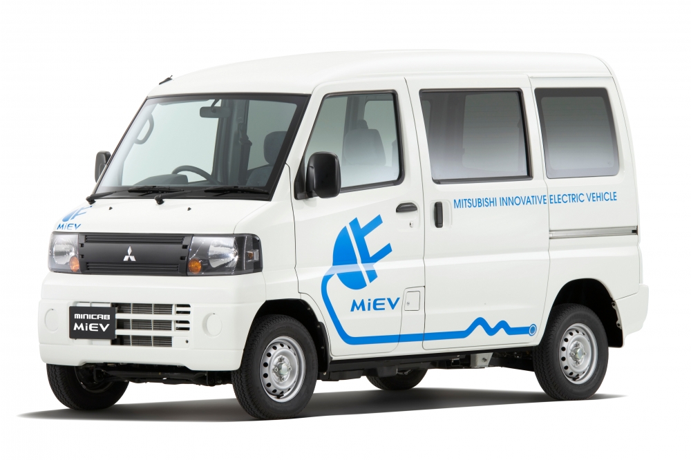 Elektryczny MINICAB-MiEV debiutuje w Japonii