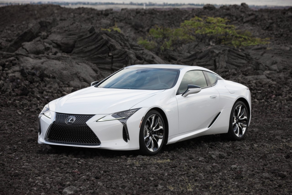 Lexus LC samochodem roku w Kanadzie