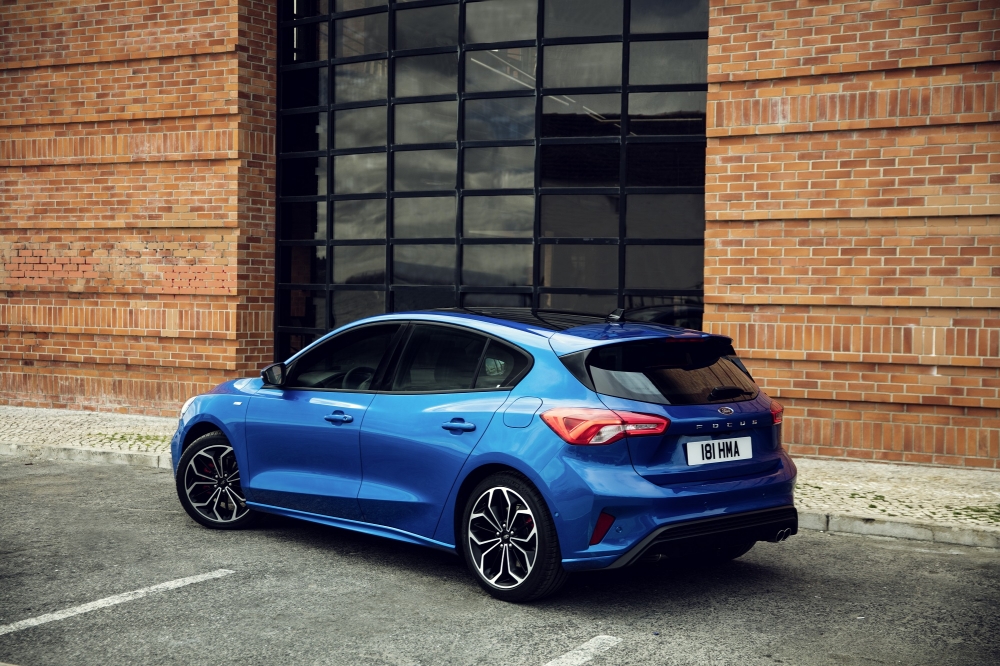 Nowy Ford Focus z innowacyjnym system rozpoznawania dziur i wybojów 