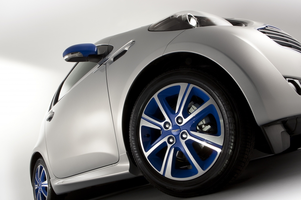 Aston Martin Cygnet z silnikiem V12?