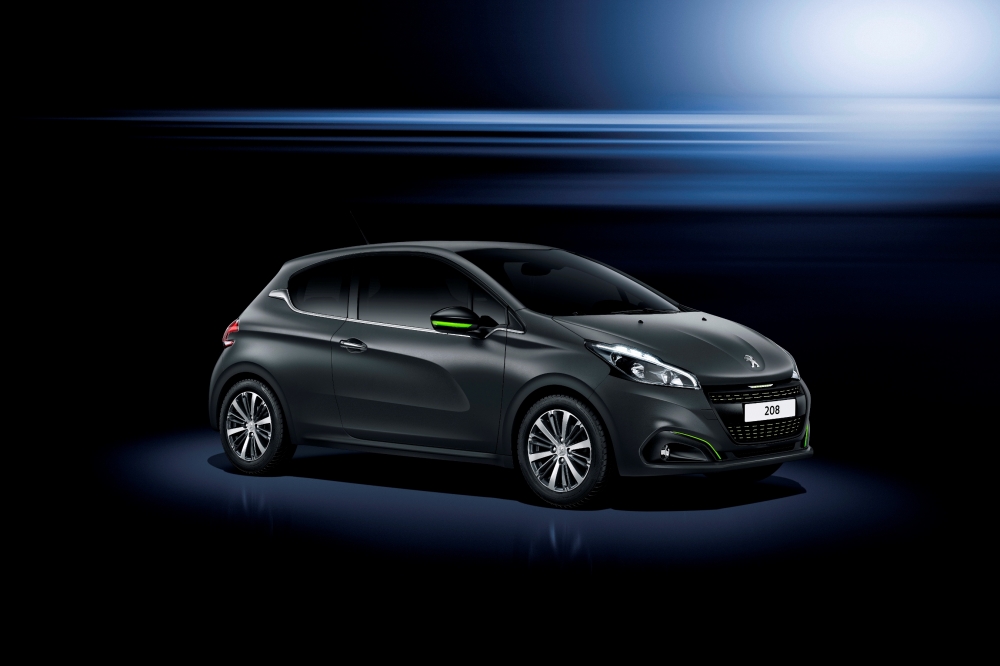 Światowa premiera: lakiery strukturalne w Peugeot 208