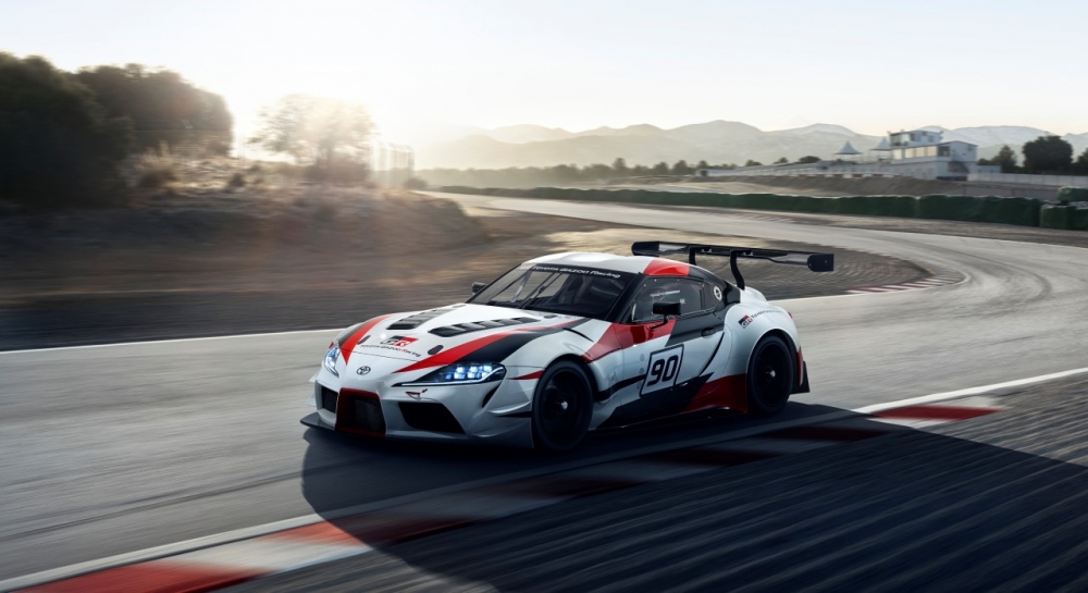 Toyota GR Supra Racing Concept - legenda powraca