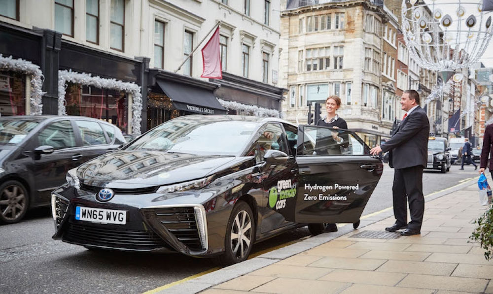 W Londynie można już wypożyczyć Toyotę Mirai