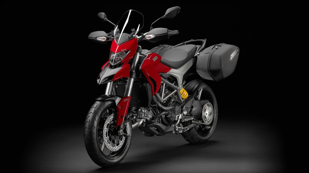 Ducati poszerza ofertę o drapieżną Hyperstradę