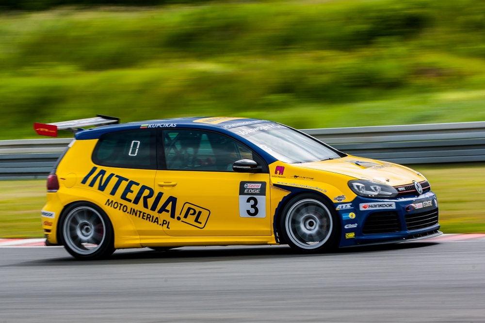 Tytuł jedzie na Litwę, czyli wielki finał Volkswagen Castrol Cup 2014